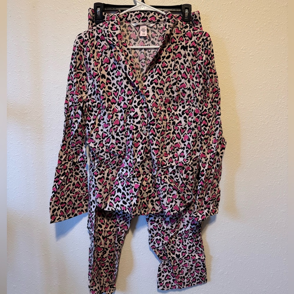 Victoria Secret Cheetah Sleep Set